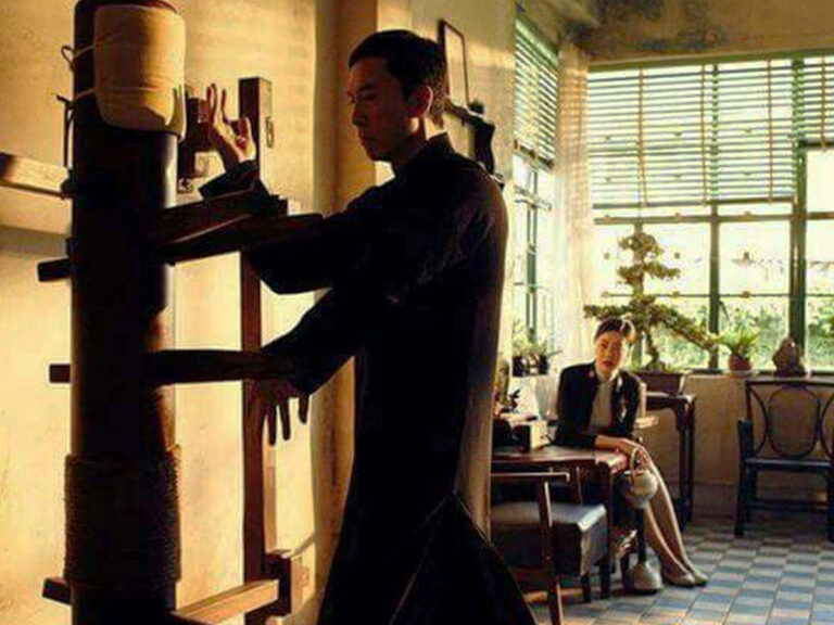 yip man training on the wooden dummy inside wckuk